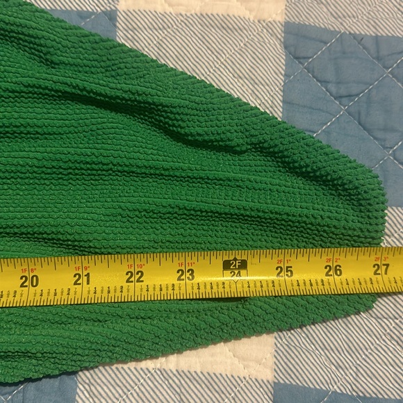 NWT Good American Always Fits Shoulder One
Piece Summer Green - Picture 8 of 11